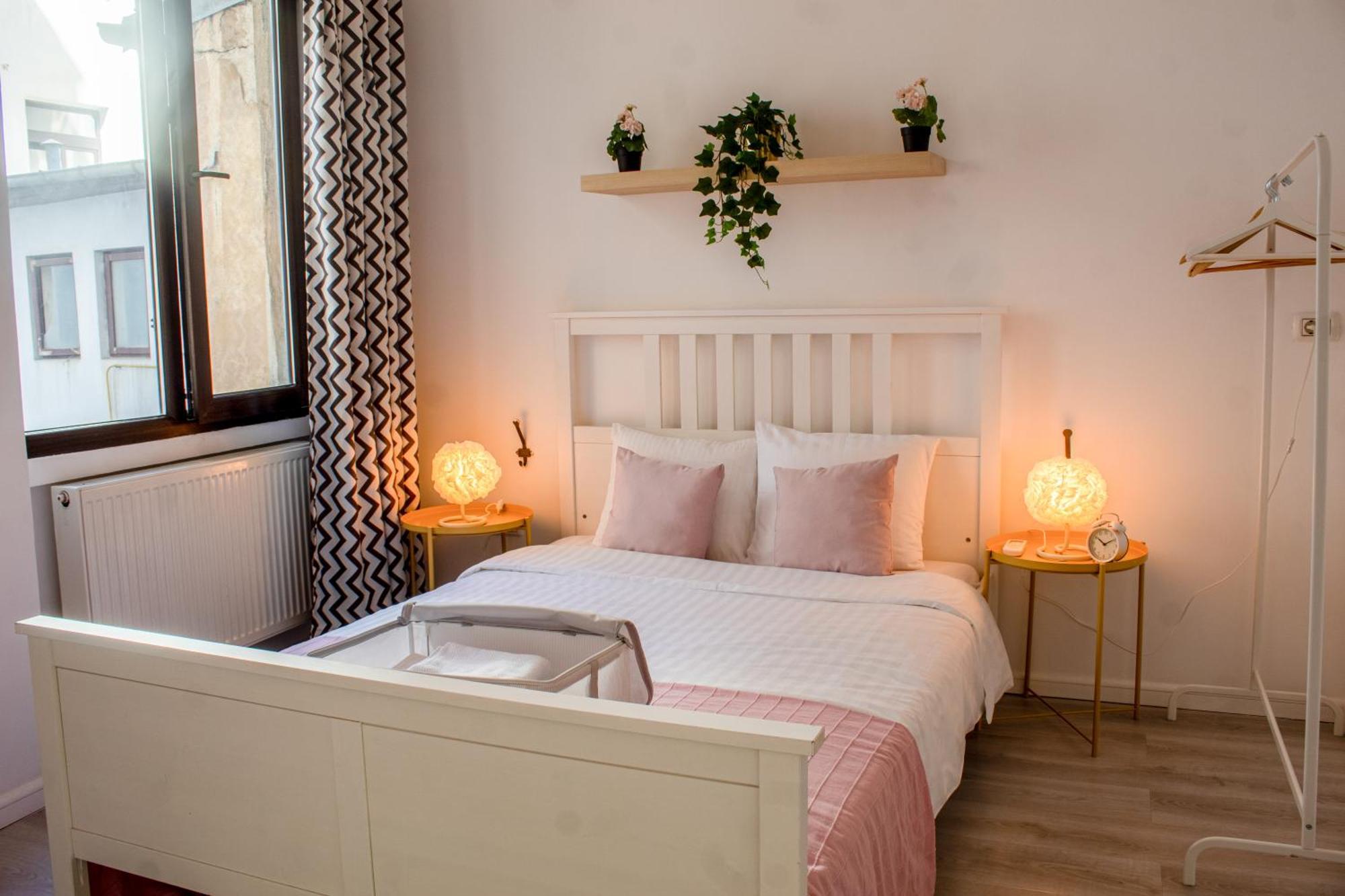 Domus Old Town Retreat Cozy & Central بوخارست المظهر الخارجي الصورة